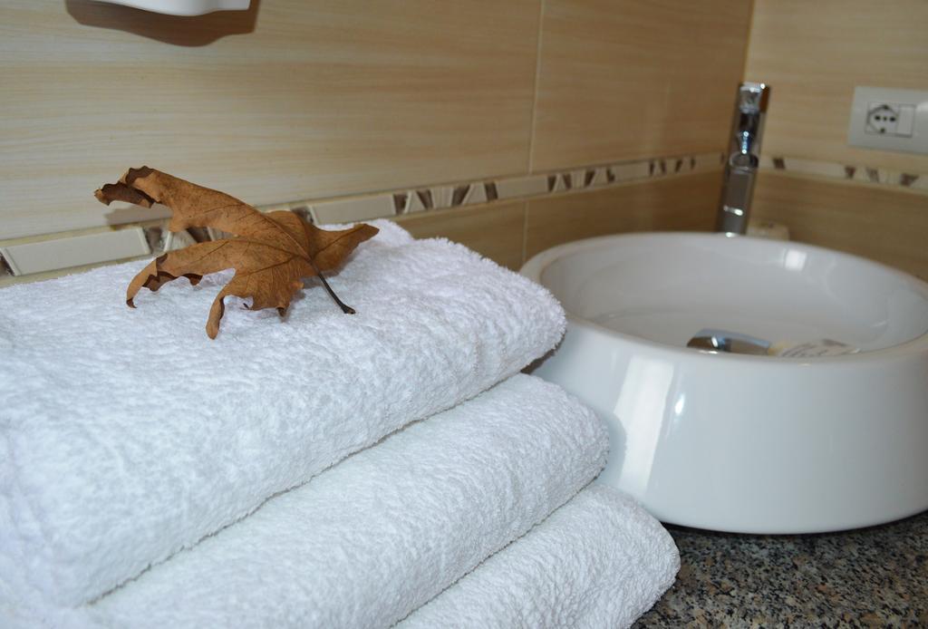Select City Center Hotel Tirana Kamer foto