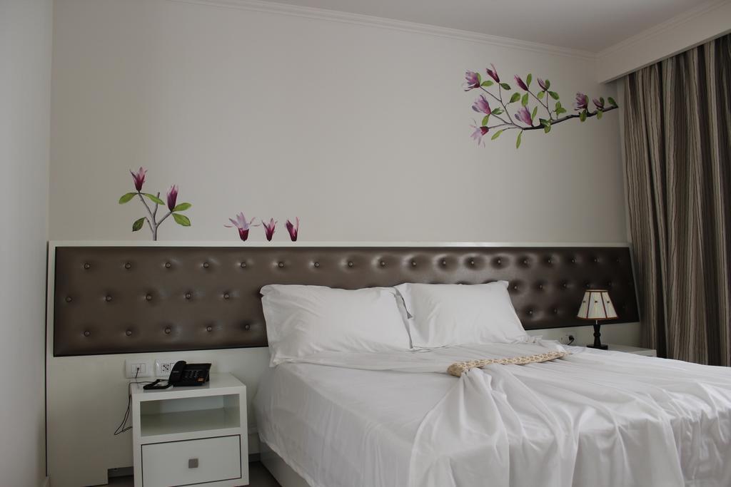 Select City Center Hotel Tirana Buitenkant foto