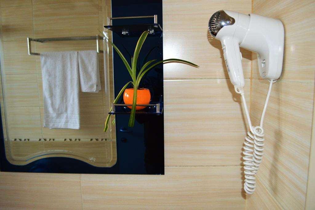 Select City Center Hotel Tirana Kamer foto